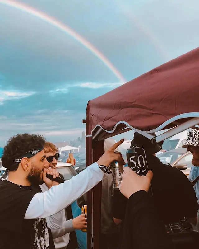 Festival-Squad stößt im 5,0-ORIGINAL-Content an