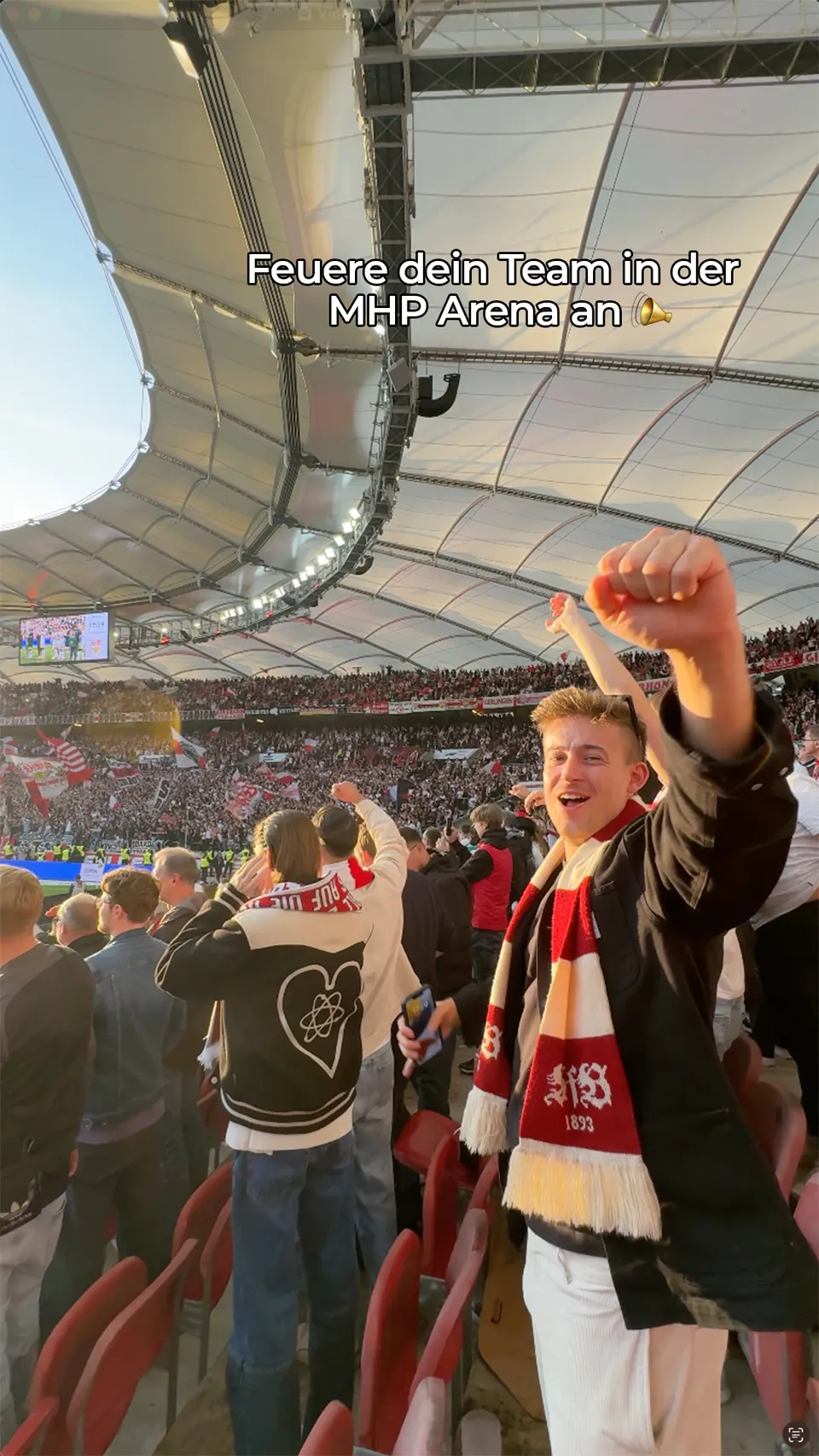 Originales Social-Motiv mit einer jubelnden Person in der Stuttgarter Arena